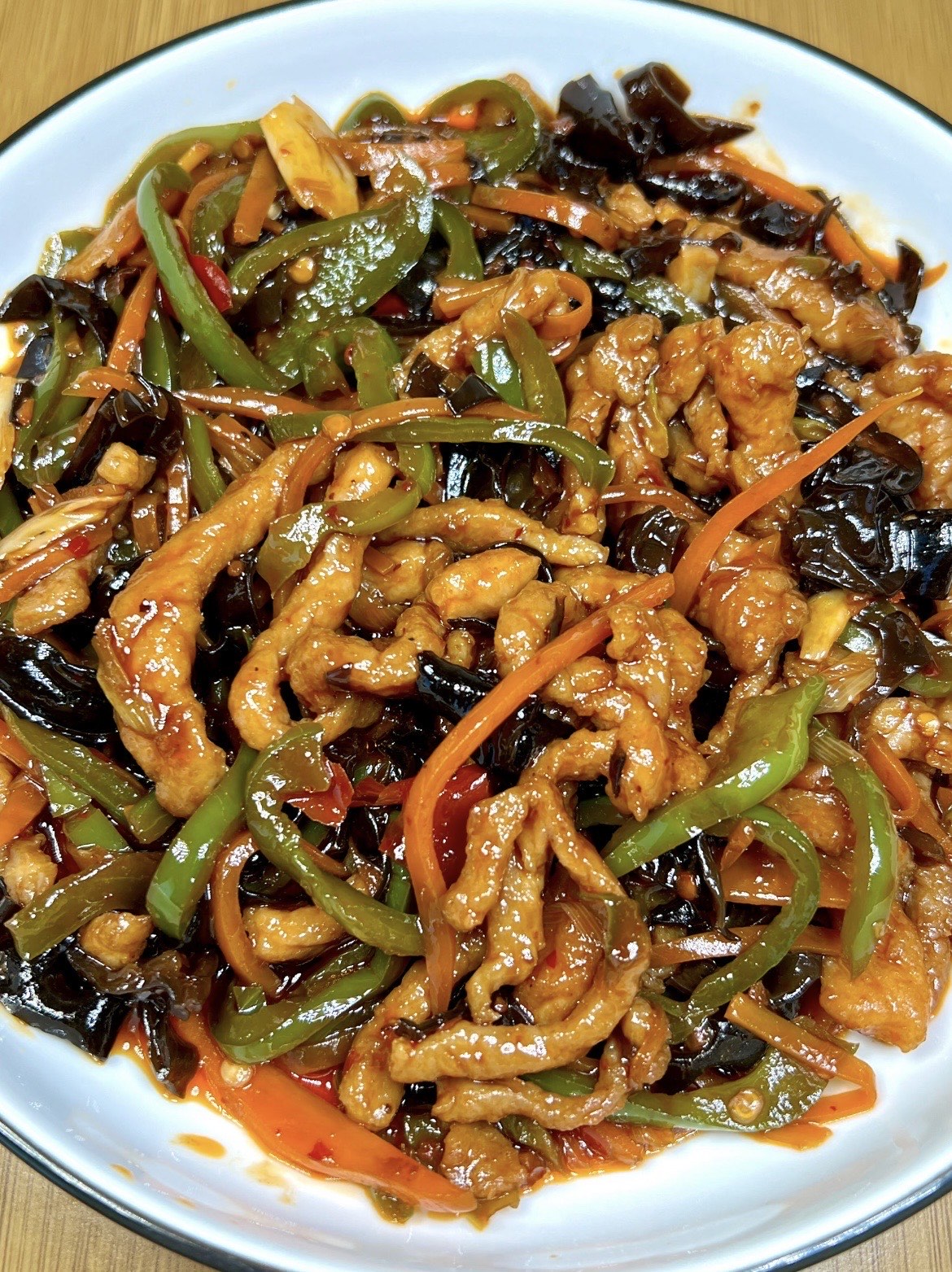 鱼香肉丝的正宗做法(鱼香肉丝的正宗做法有哪些)